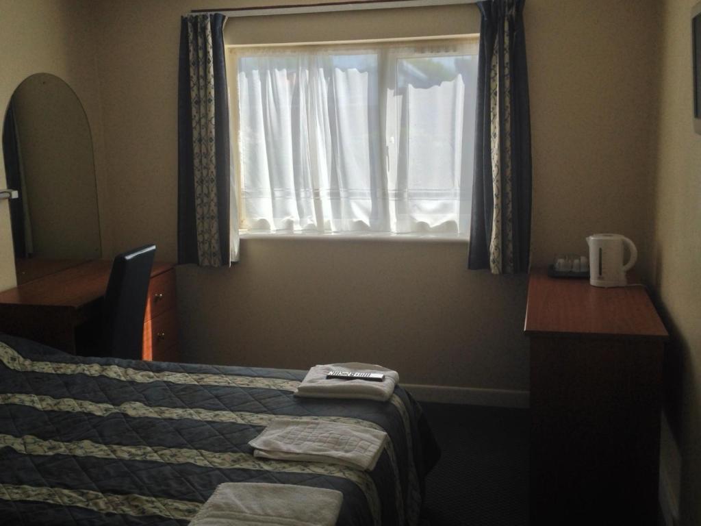 Elmhurst Hotel Reading Phòng bức ảnh